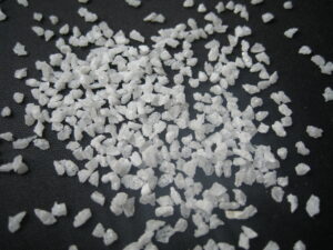 Alumina fundida branca